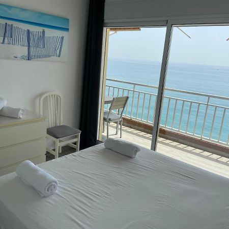 Mediterranean Suite First Line Beach Costa Del Sol Fuengirola Exterior photo