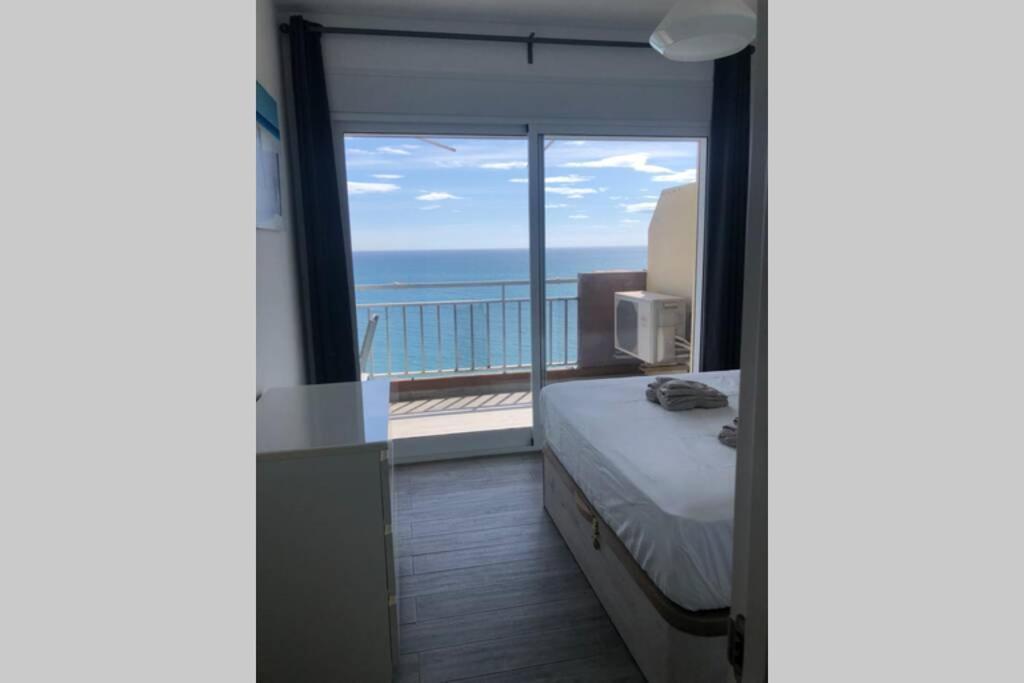 Mediterranean Suite First Line Beach Costa Del Sol Fuengirola Exterior photo